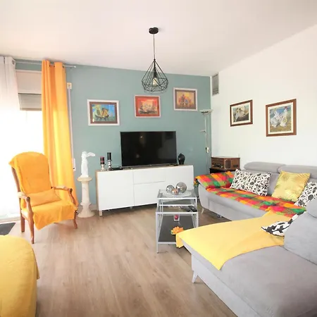 Con Terraza Y Parking A 400m De La Playa Del Port En - Es-228-156 Apartment