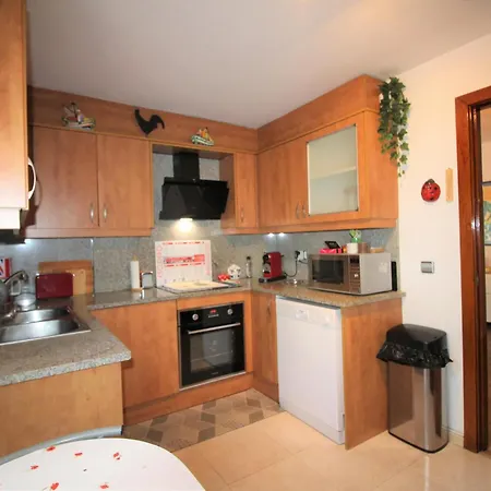 Con Terraza Y Parking A 400m De La Playa Del Port En - Es-228-156 يانكا